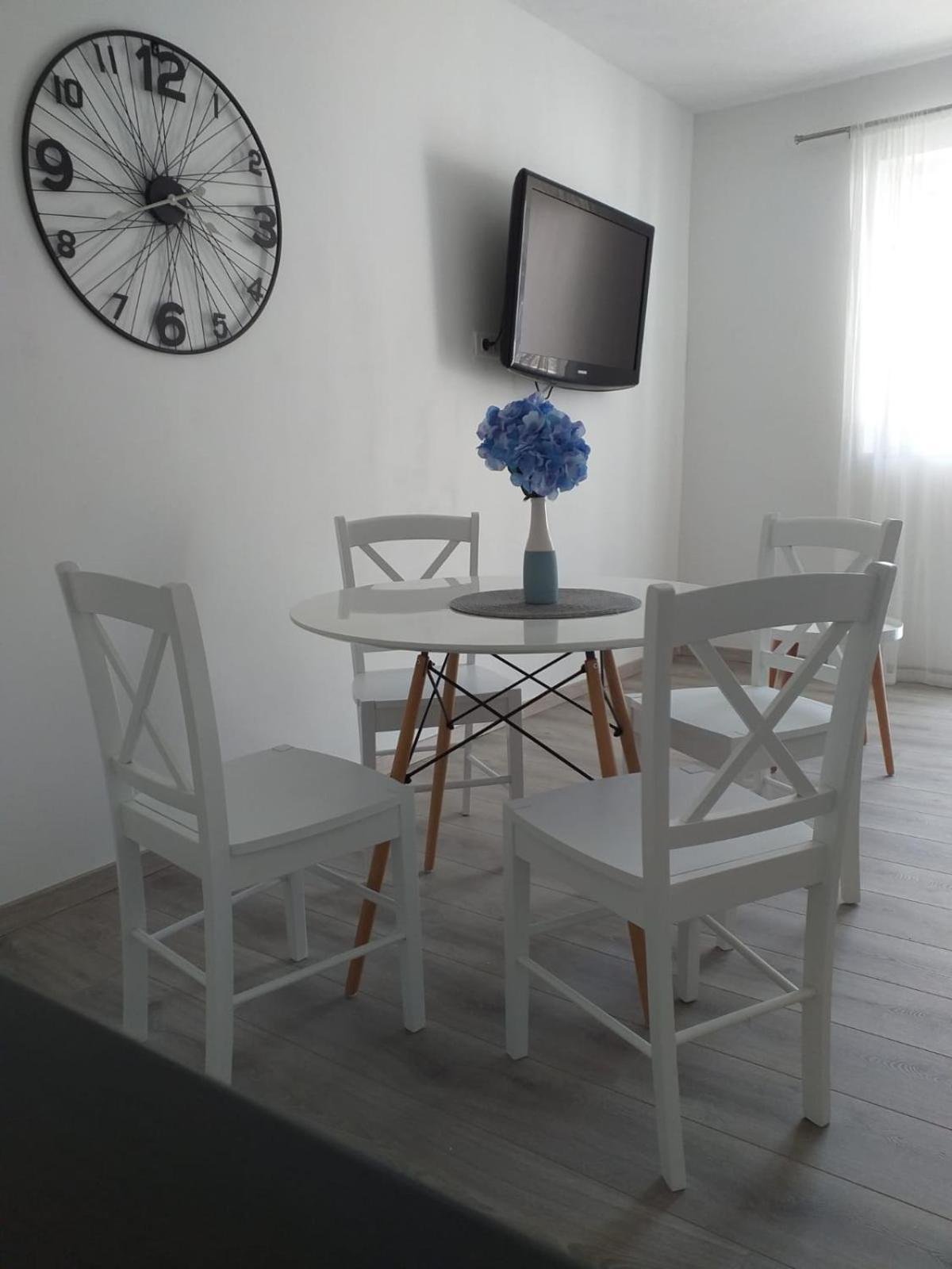 Apartments Villa Antony Дрвеник Экстерьер фото